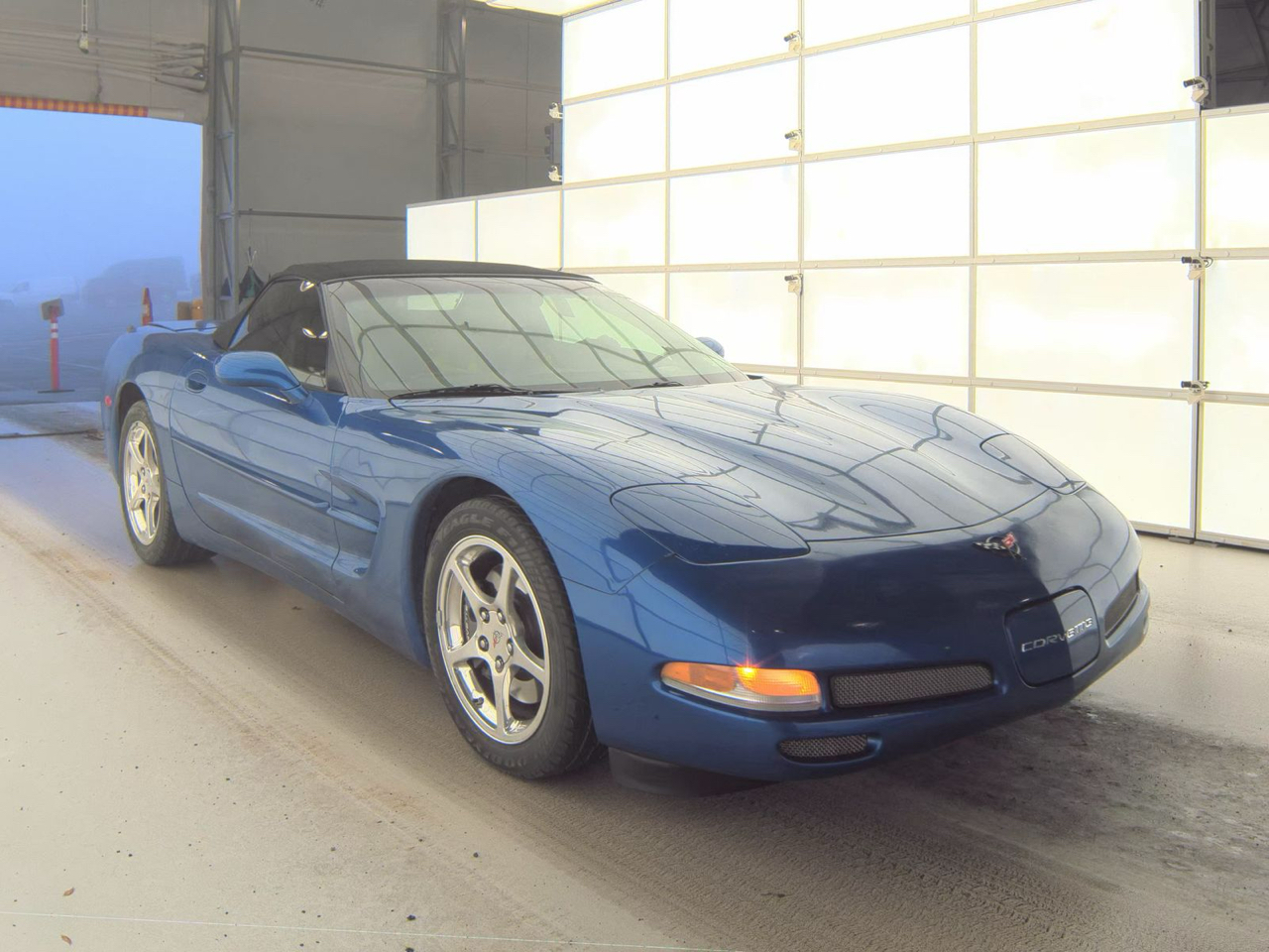 Chevrolet Corvette 2dr Convertible 2002