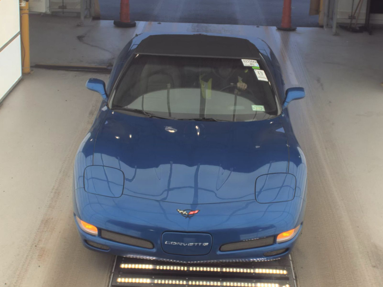 Chevrolet Corvette 2dr Convertible 2002