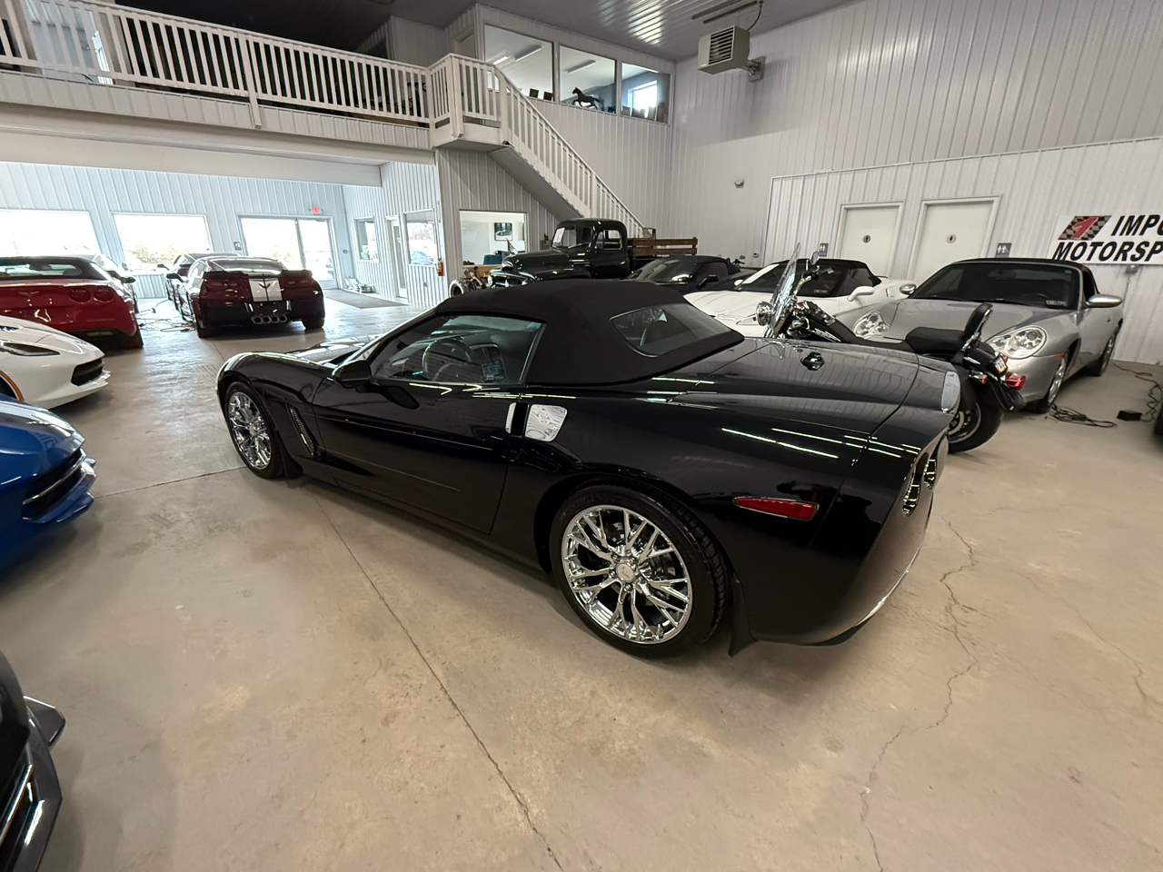 Chevrolet Corvette 2dr Convertible 2005