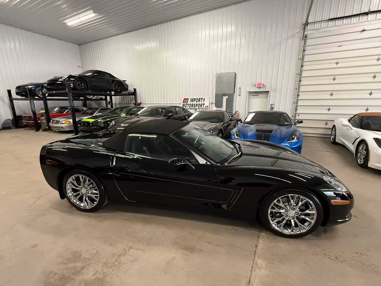 Chevrolet Corvette 2dr Convertible 2005