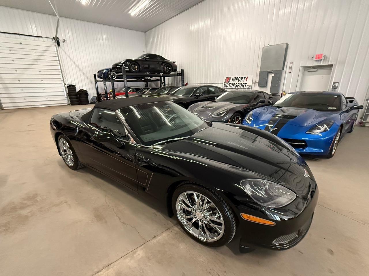 Chevrolet Corvette 2dr Convertible 2005