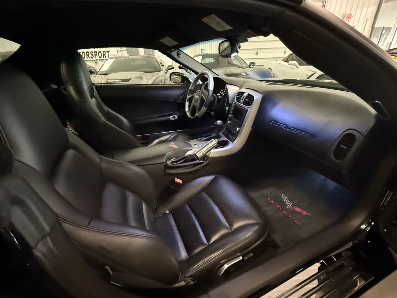 Chevrolet Corvette 2dr Convertible 2005