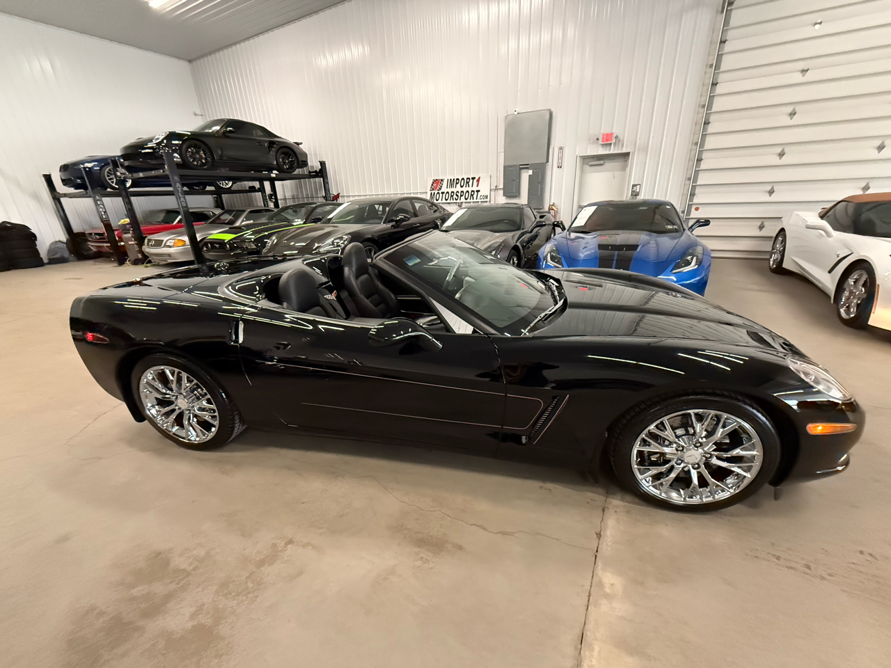 Chevrolet Corvette 2dr Convertible 2005
