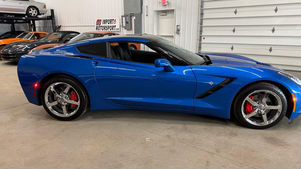 Chevrolet Corvette Stingray 2dr Cpe w/2LT 2014