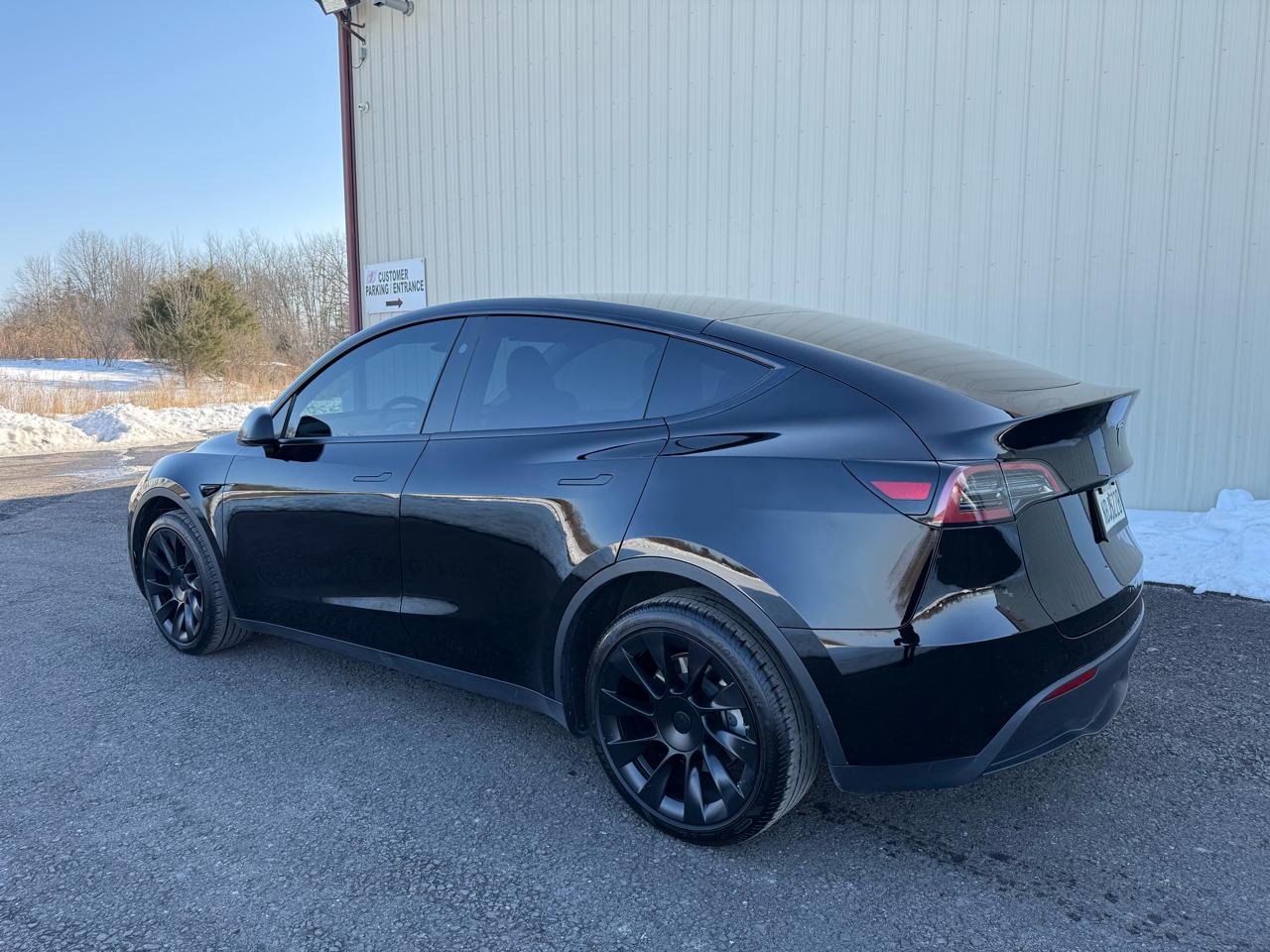 Tesla Model Y Long Range AWD 2023