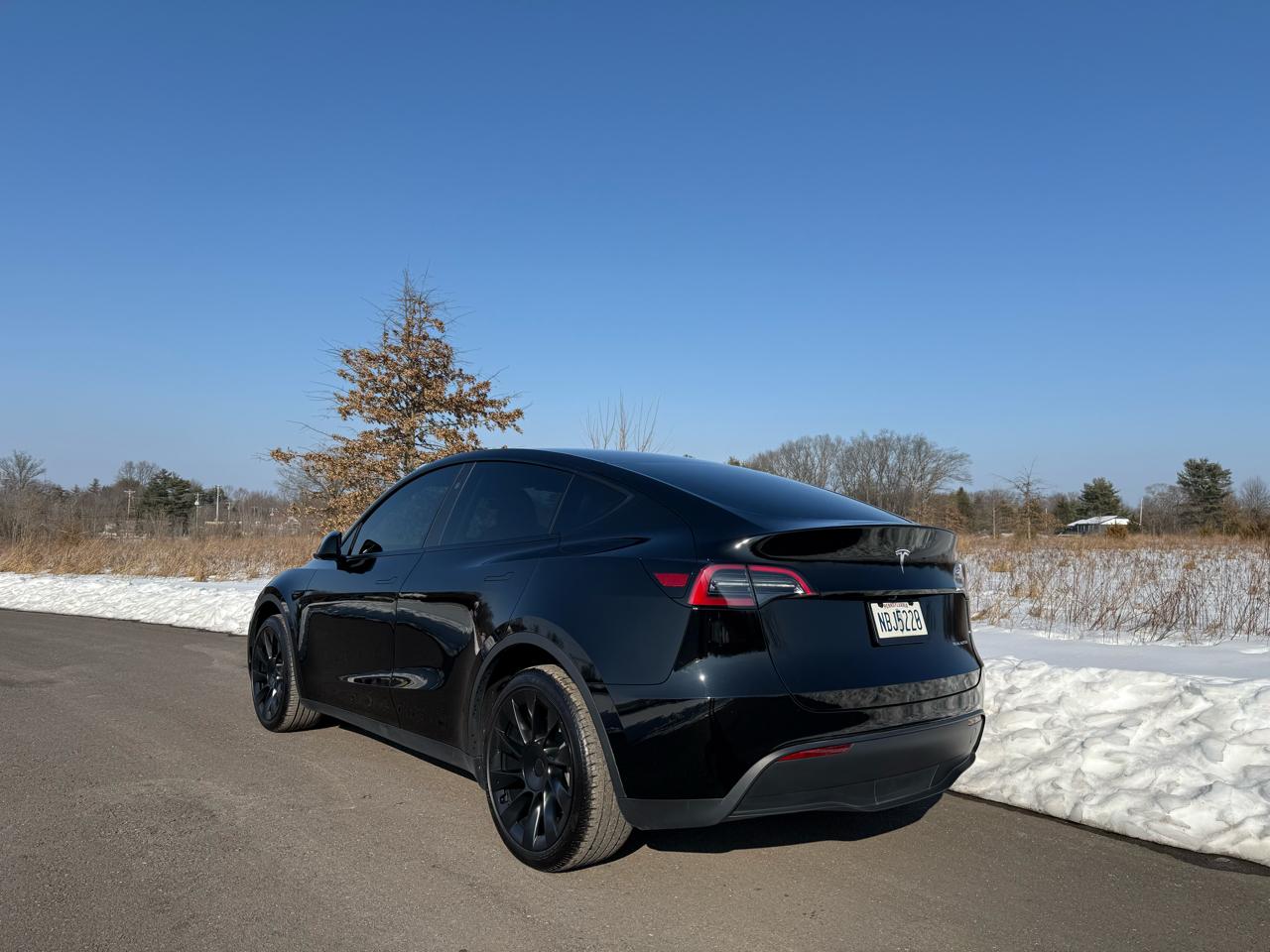 Tesla Model Y Long Range AWD 2023