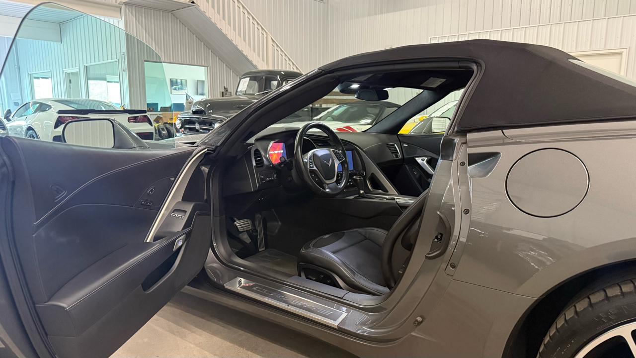 Chevrolet Corvette 2dr Stingray Z51 Conv w/3LT 2015