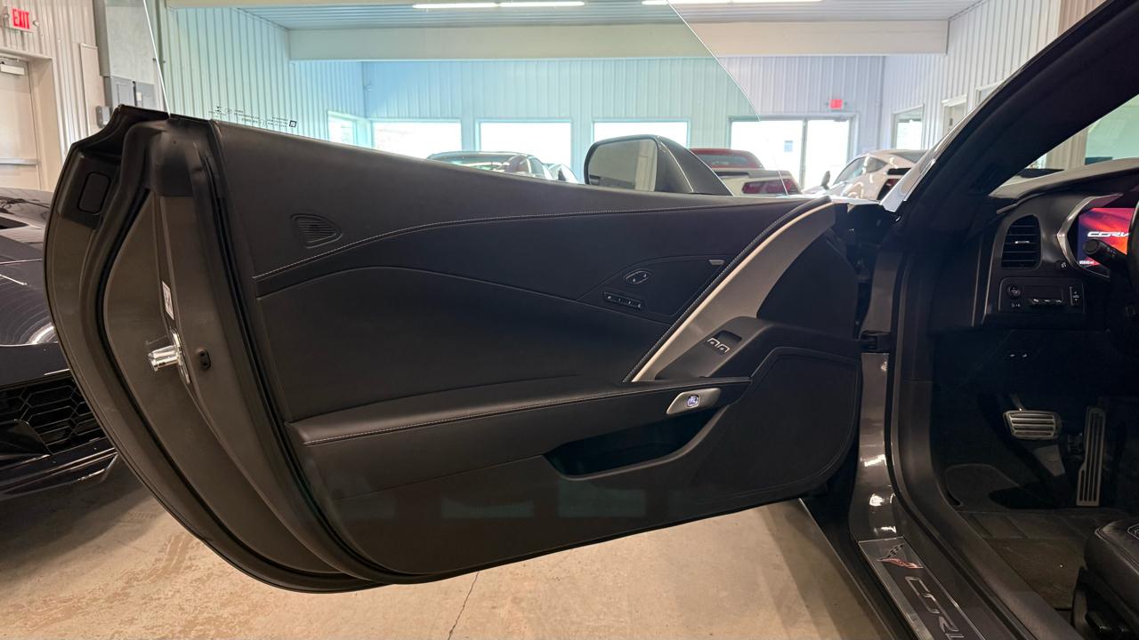 Chevrolet Corvette 2dr Stingray Z51 Conv w/3LT 2015