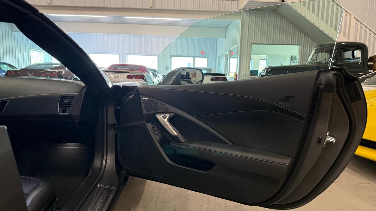 Chevrolet Corvette 2dr Stingray Z51 Conv w/3LT 2015