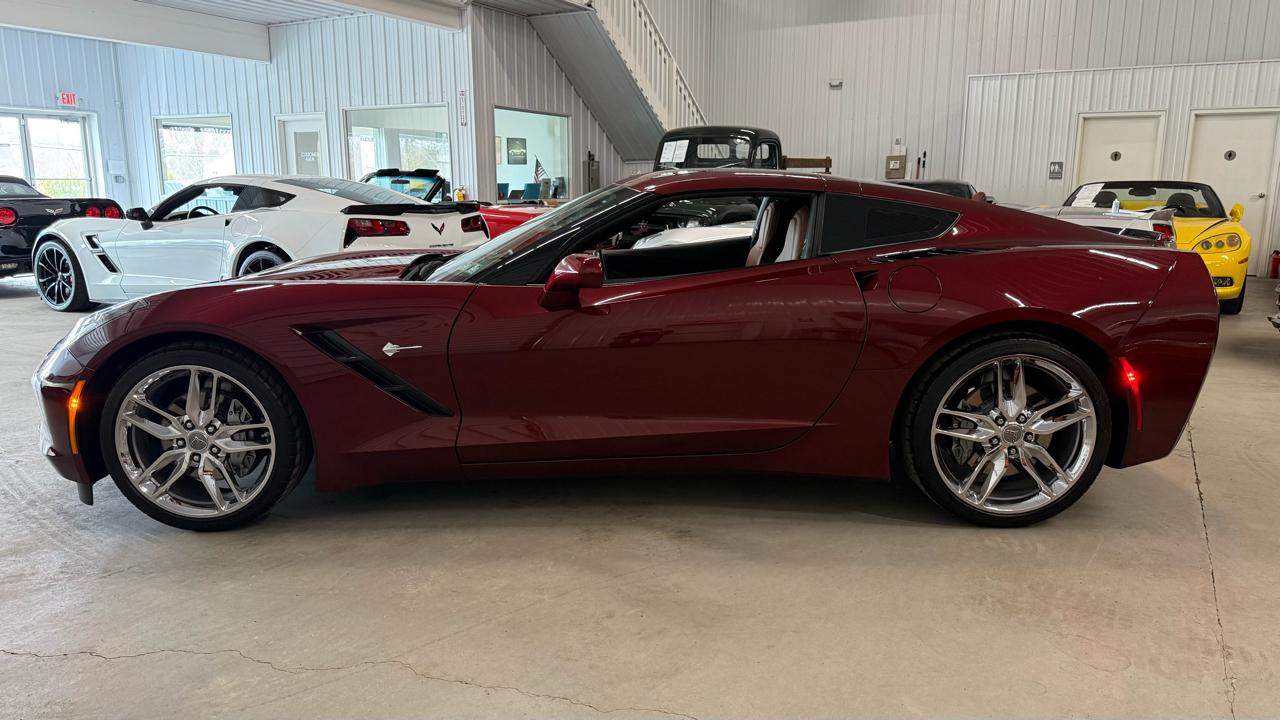 Chevrolet Corvette 2dr Stingray Cpe w/2LT 2019