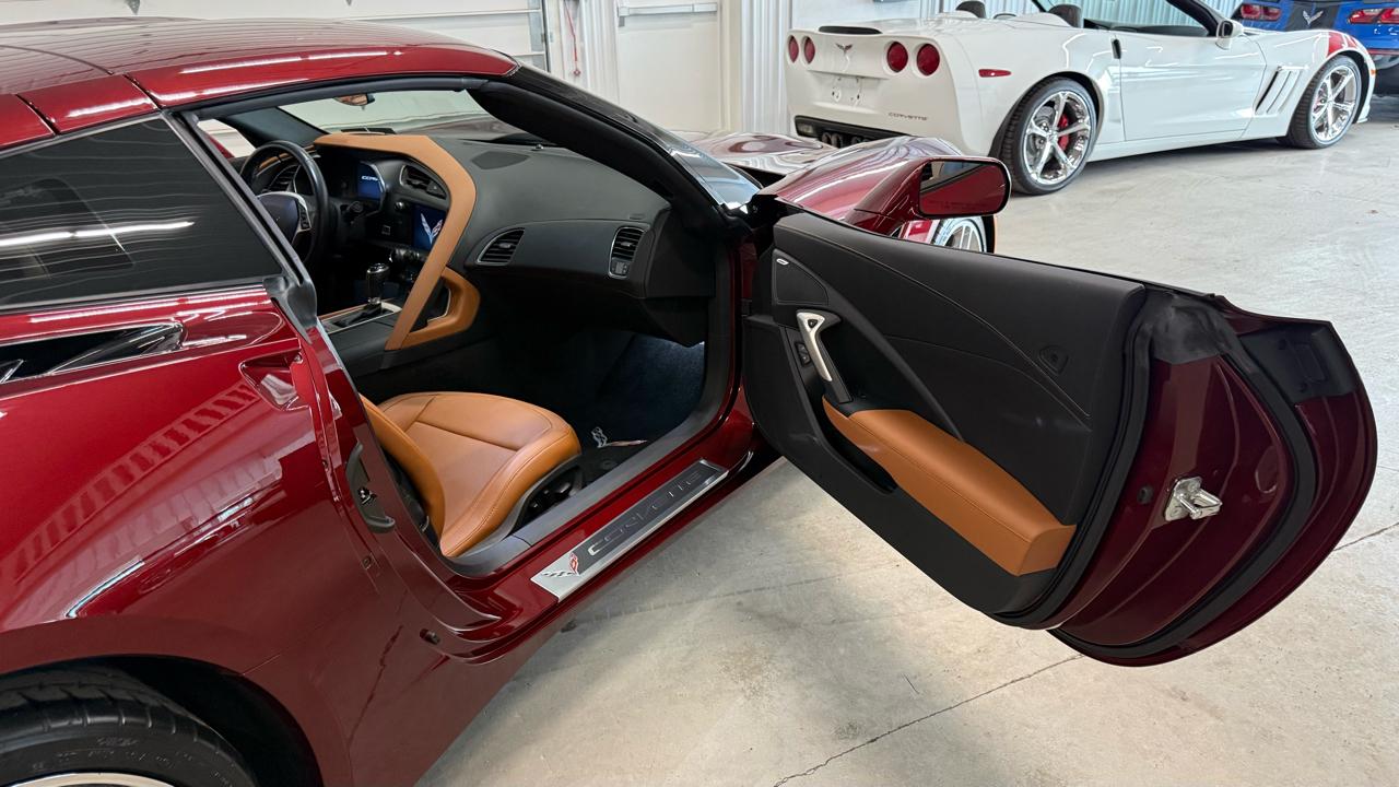 Chevrolet Corvette 2dr Stingray Cpe w/2LT 2019
