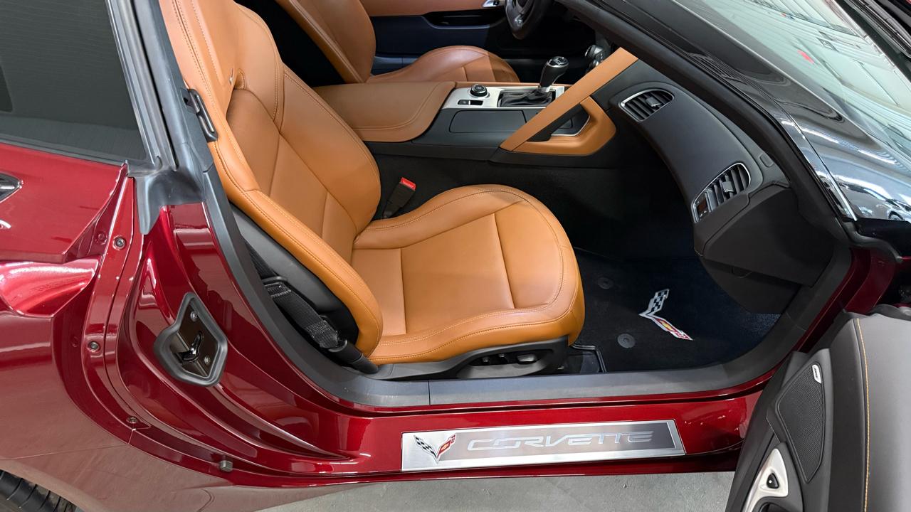 Chevrolet Corvette 2dr Stingray Cpe w/2LT 2019