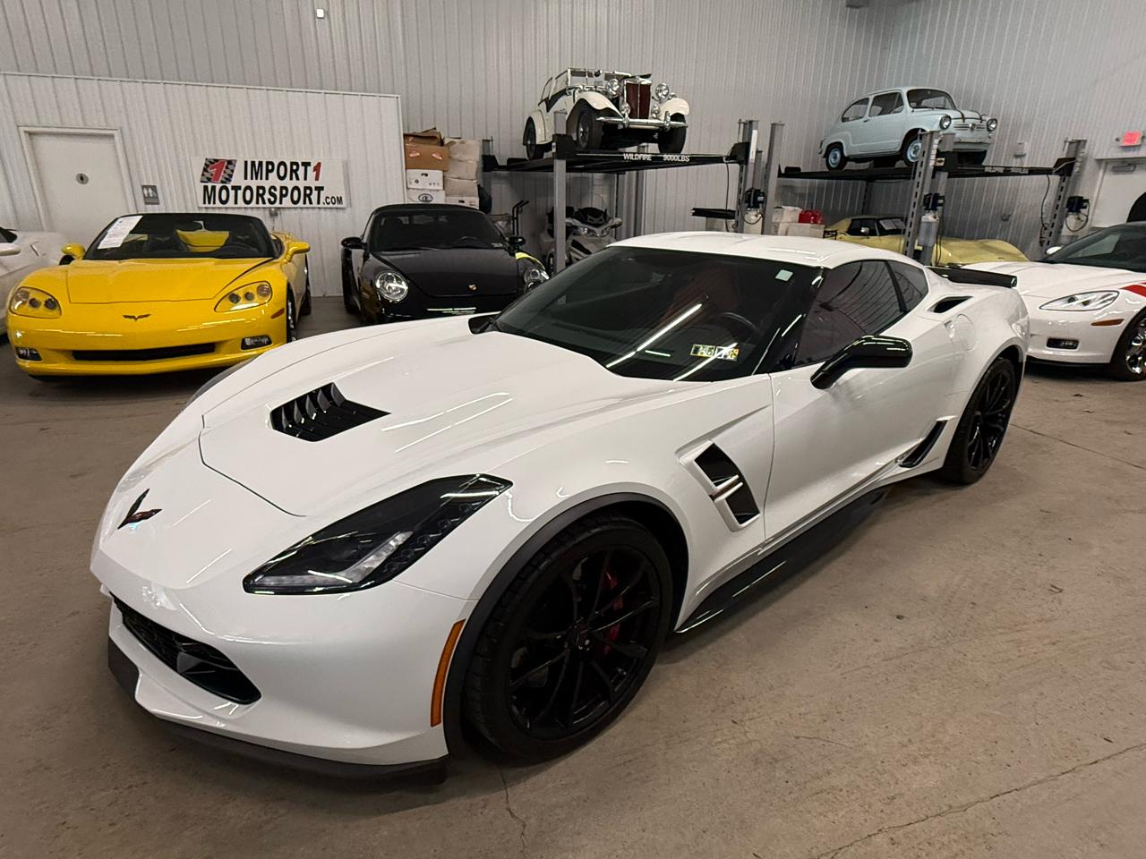 Chevrolet Corvette 2dr Grand Sport Cpe w/2LT 2017