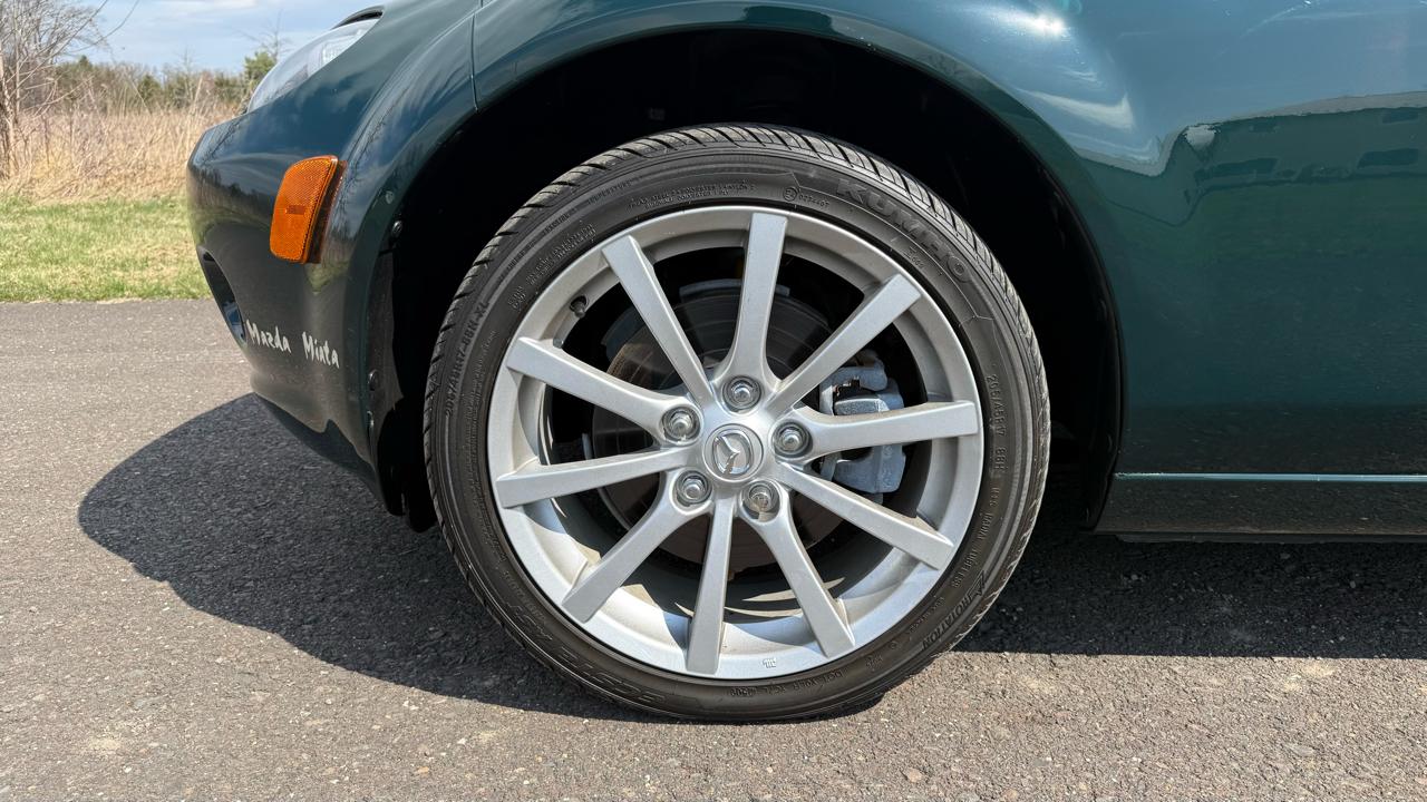 Mazda MX-5 Miata 2dr Conv Manual Grand Touring 2007