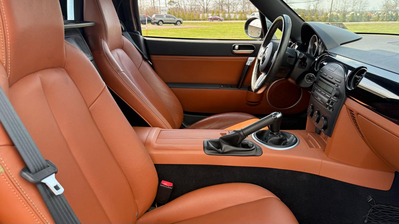 Mazda MX-5 Miata 2dr Conv Manual Grand Touring 2007