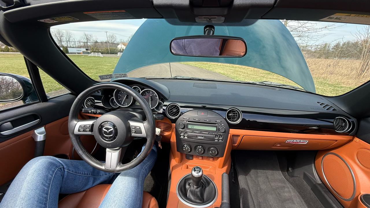 Mazda MX-5 Miata 2dr Conv Manual Grand Touring 2007