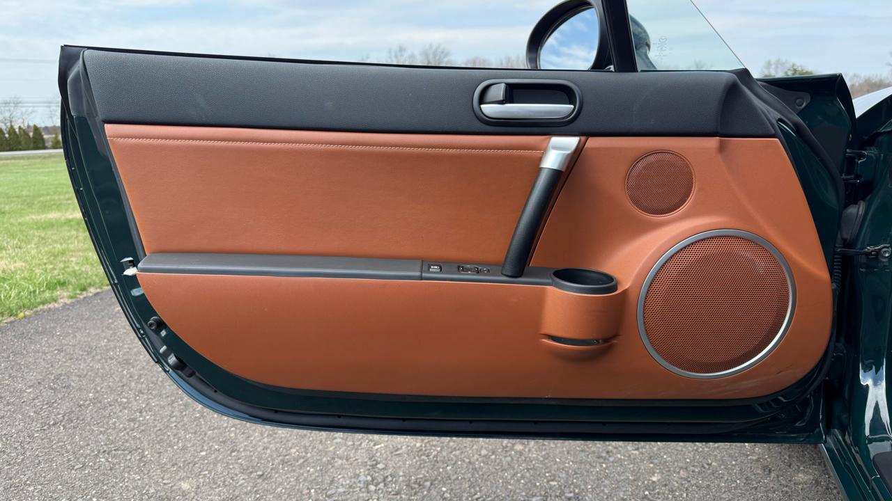 Mazda MX-5 Miata 2dr Conv Manual Grand Touring 2007