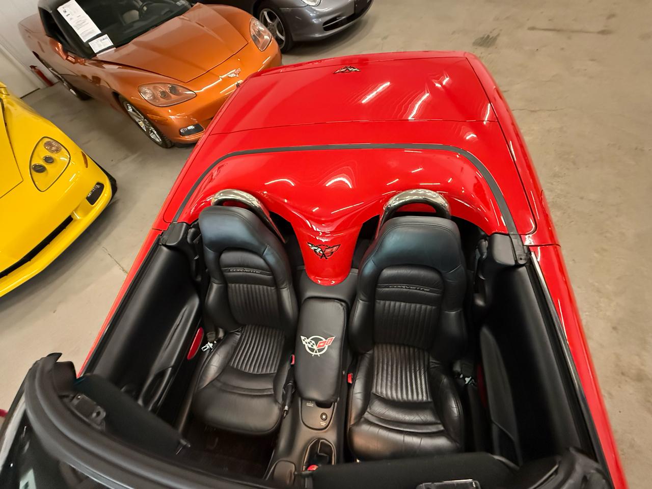 Chevrolet Corvette 2dr Convertible 2004