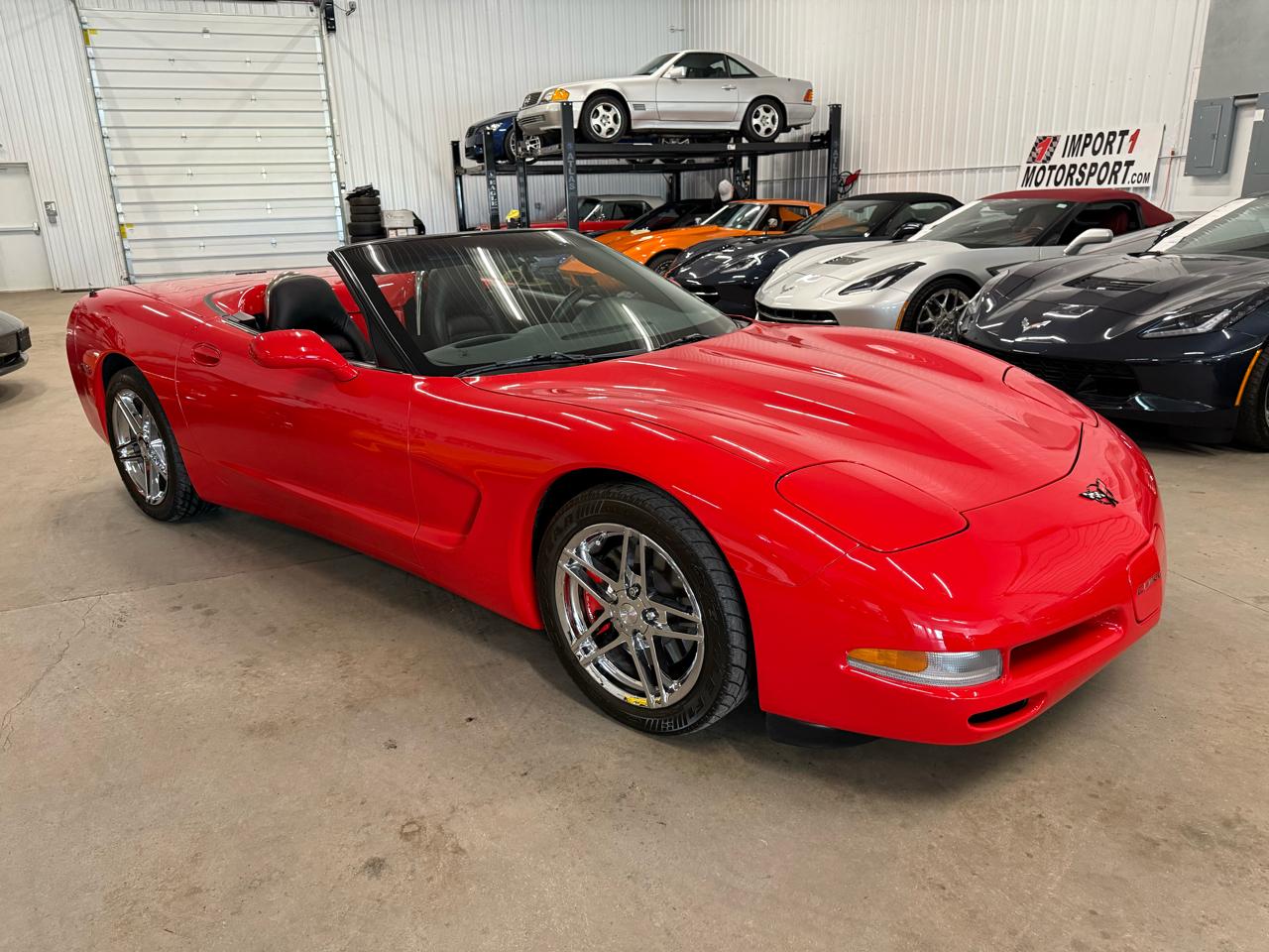 Chevrolet Corvette 2dr Convertible 2004