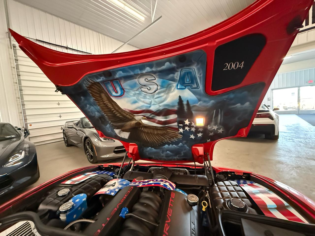 Chevrolet Corvette 2dr Convertible 2004