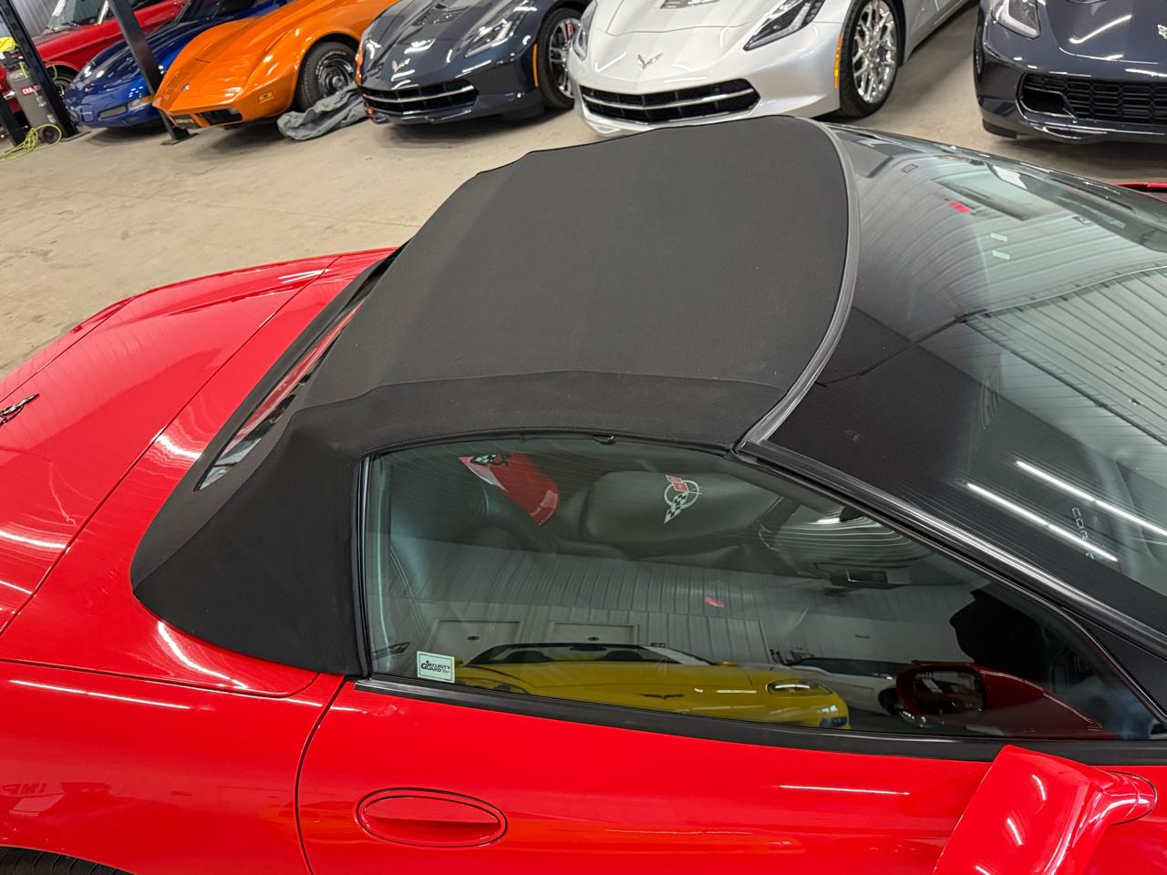 Chevrolet Corvette 2dr Convertible 2004