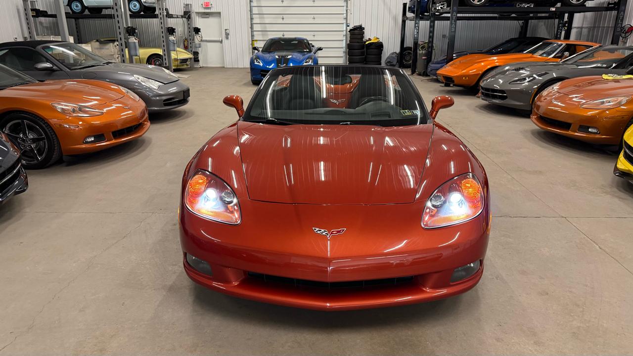 Chevrolet Corvette 2dr Convertible 2005