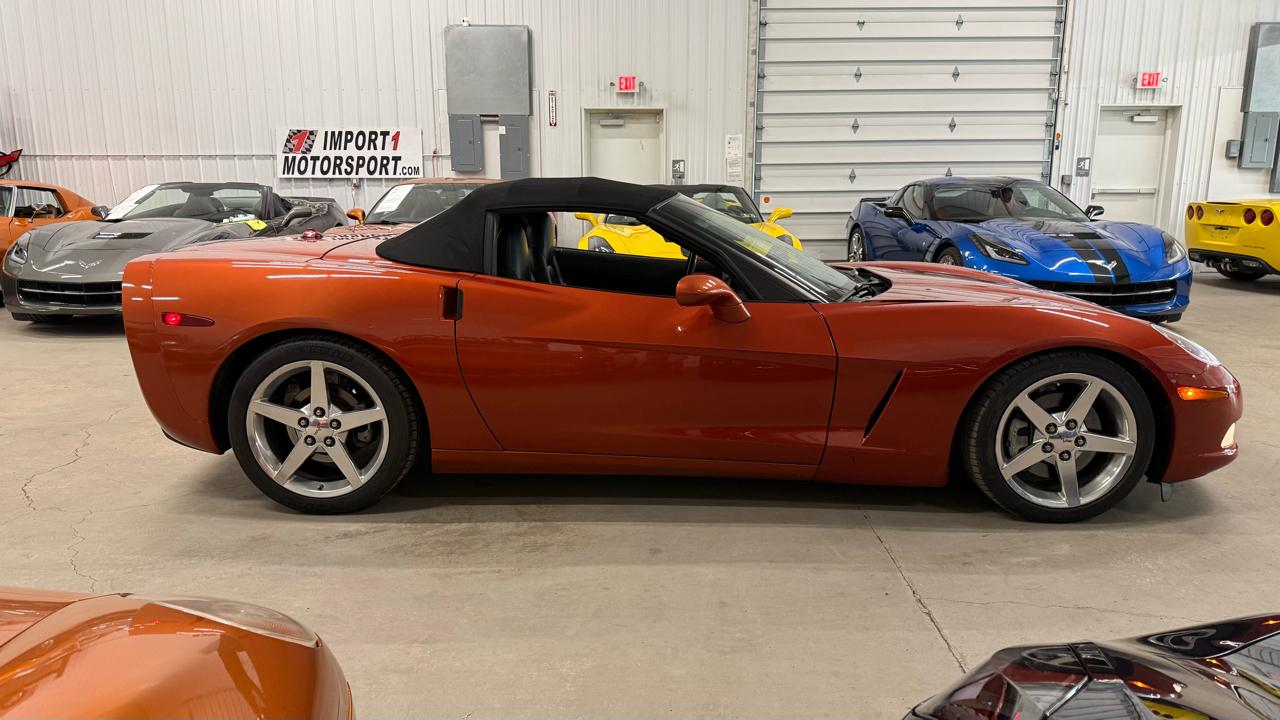 Chevrolet Corvette 2dr Convertible 2005