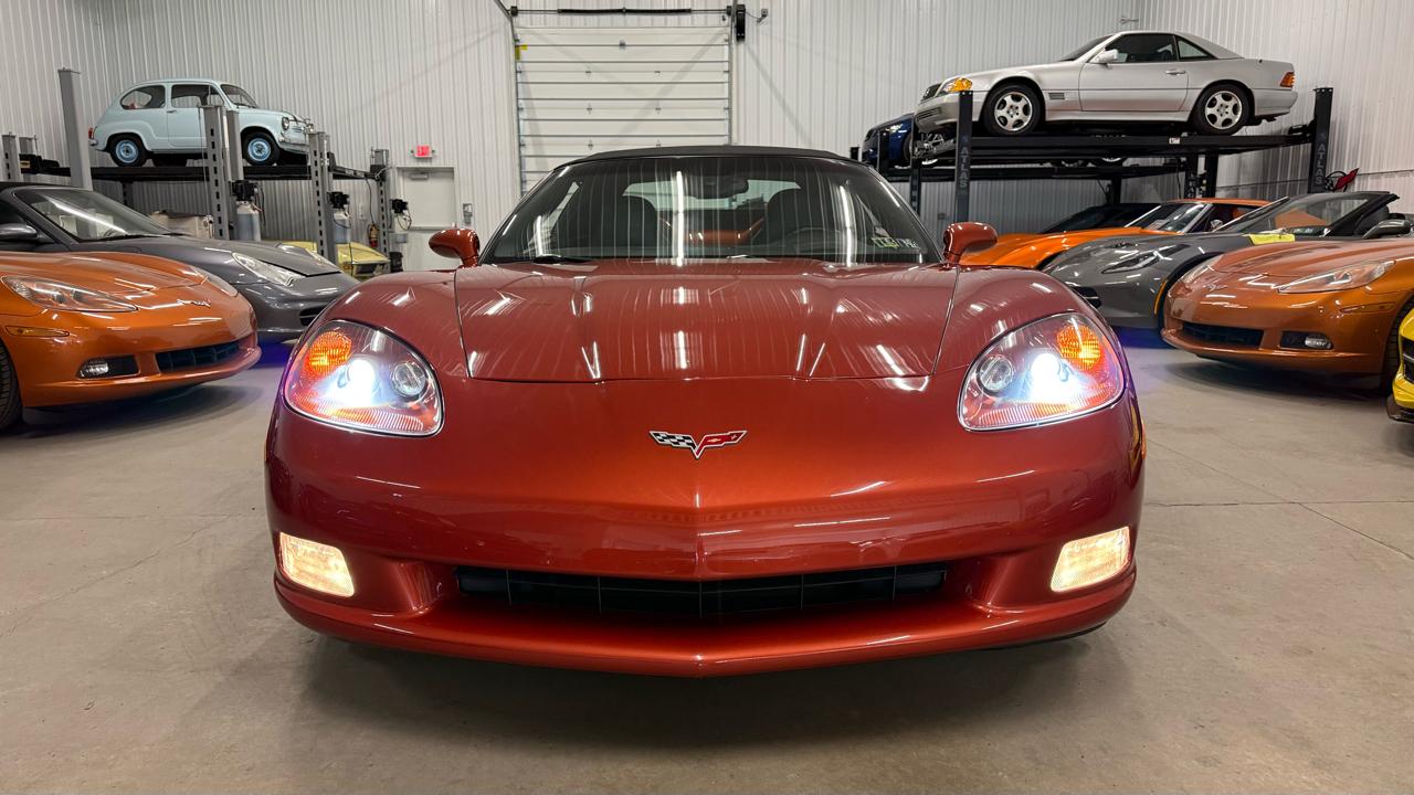 Chevrolet Corvette 2dr Convertible 2005