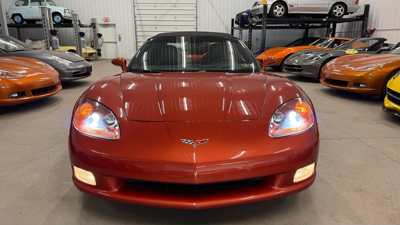 Chevrolet Corvette 2dr Convertible 2005