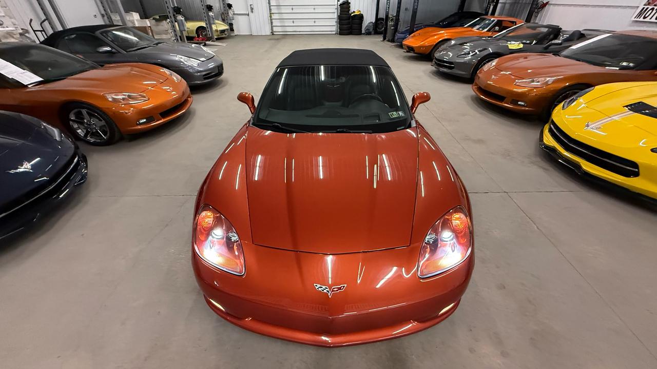 Chevrolet Corvette 2dr Convertible 2005