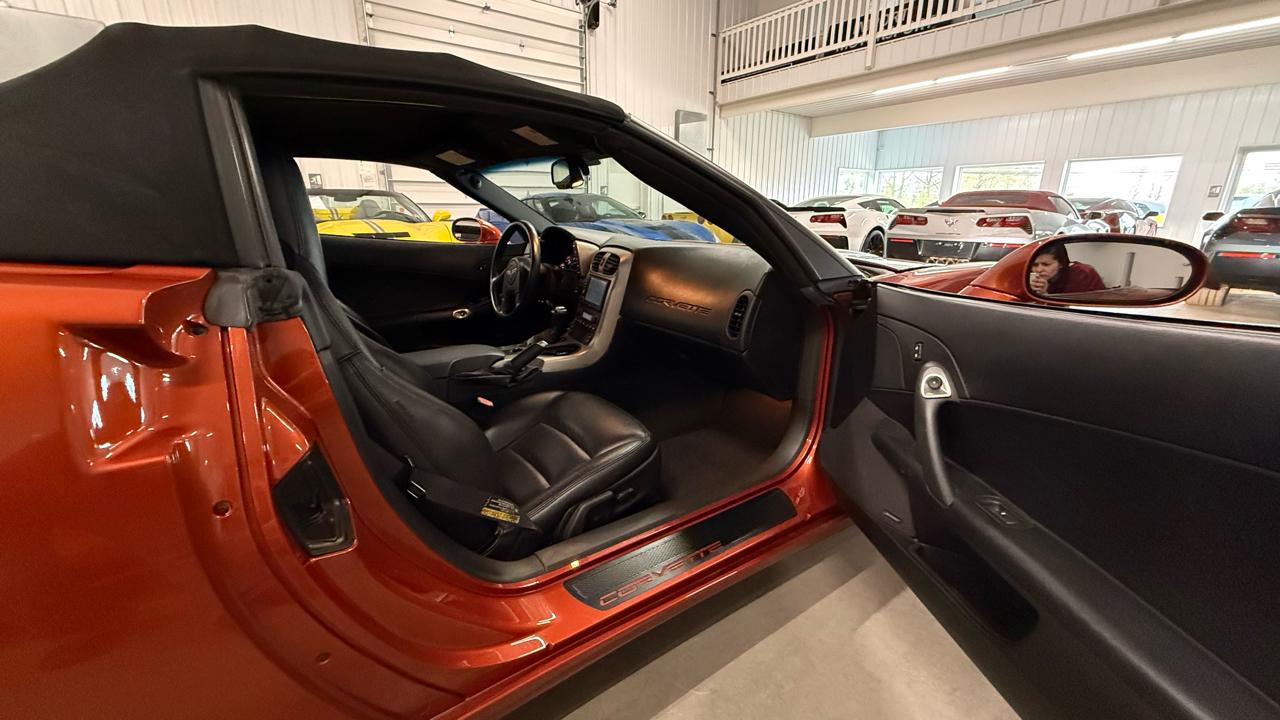 Chevrolet Corvette 2dr Convertible 2005