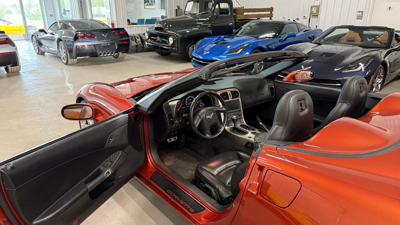 Chevrolet Corvette 2dr Convertible 2005