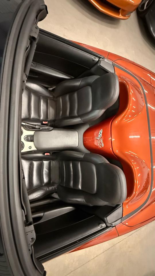 Chevrolet Corvette 2dr Convertible 2005