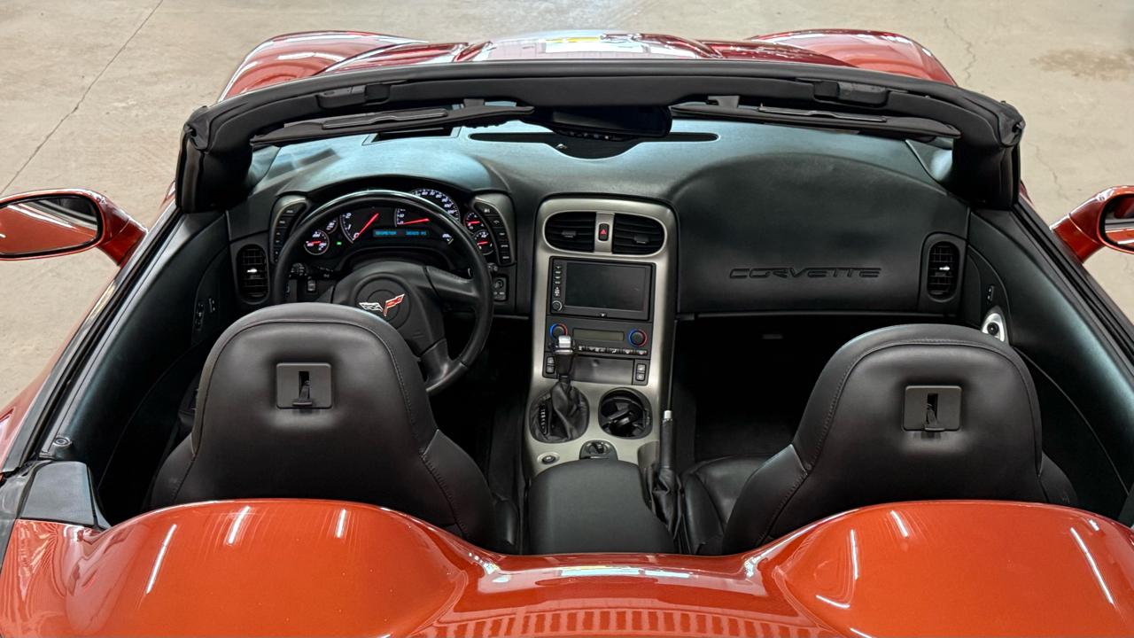 Chevrolet Corvette 2dr Convertible 2005