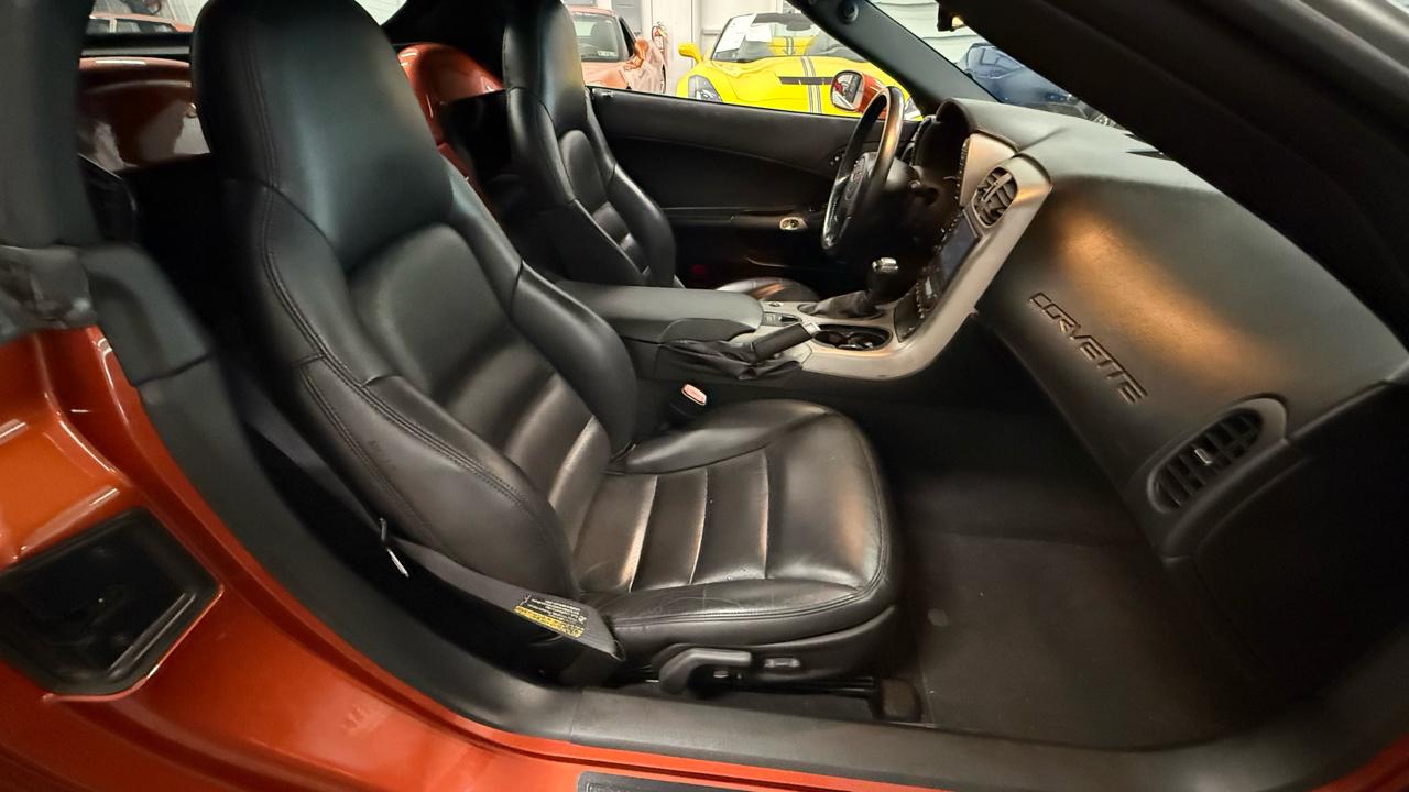 Chevrolet Corvette 2dr Convertible 2005