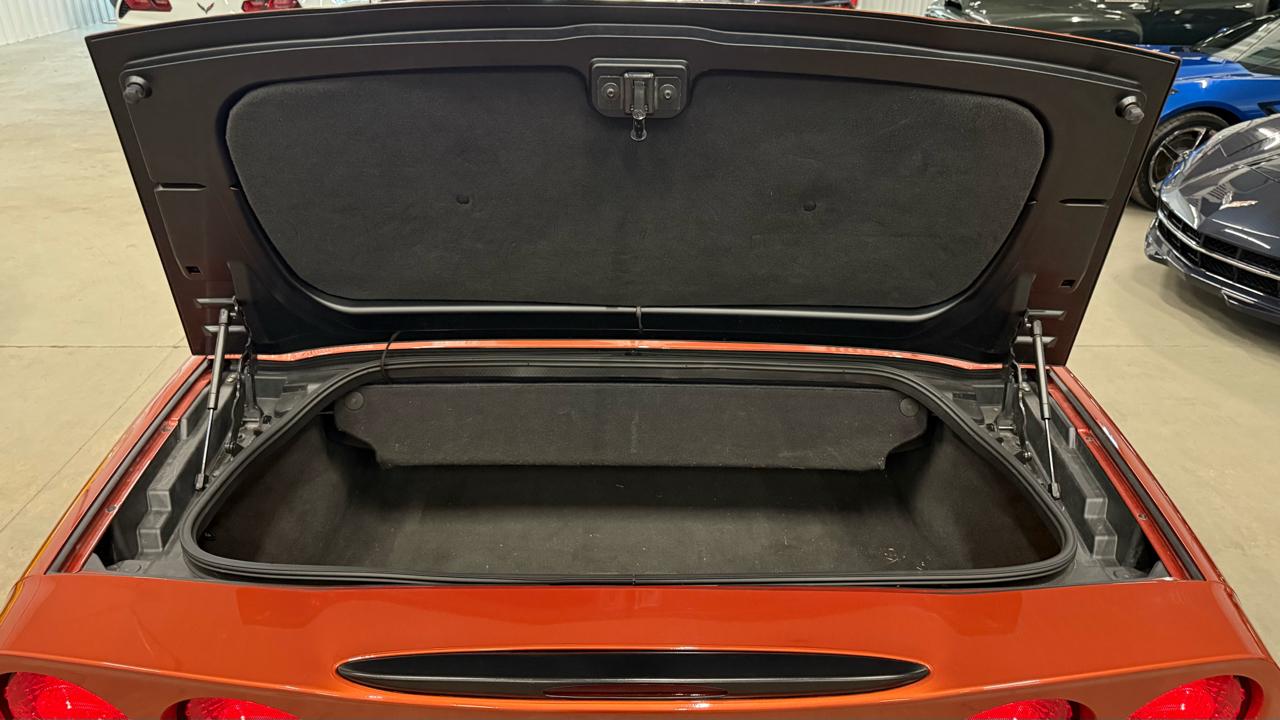 Chevrolet Corvette 2dr Convertible 2005