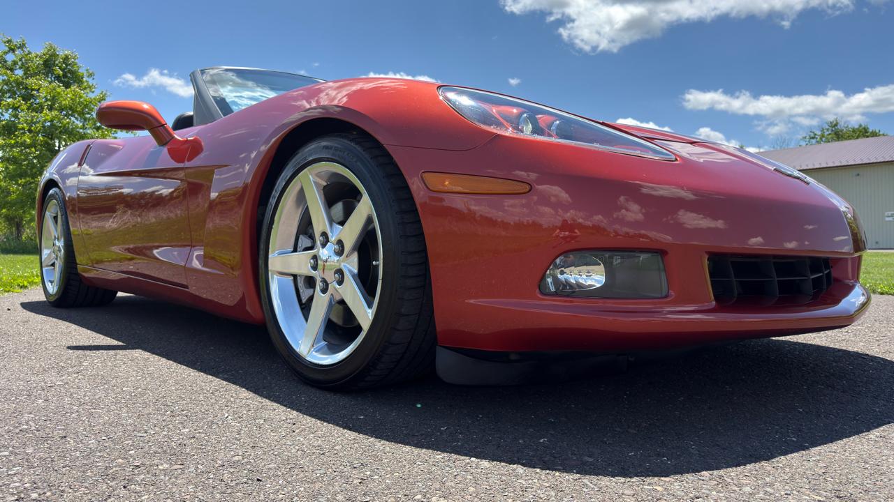 Chevrolet Corvette 2dr Convertible 2005