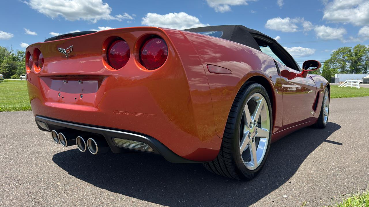 Chevrolet Corvette 2dr Convertible 2005