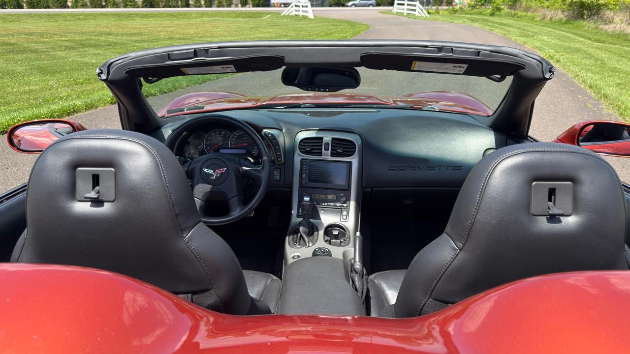 Chevrolet Corvette 2dr Convertible 2005