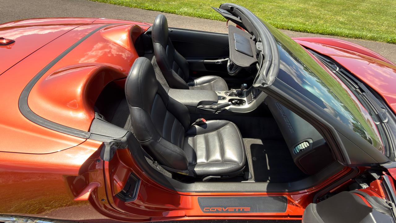 Chevrolet Corvette 2dr Convertible 2005