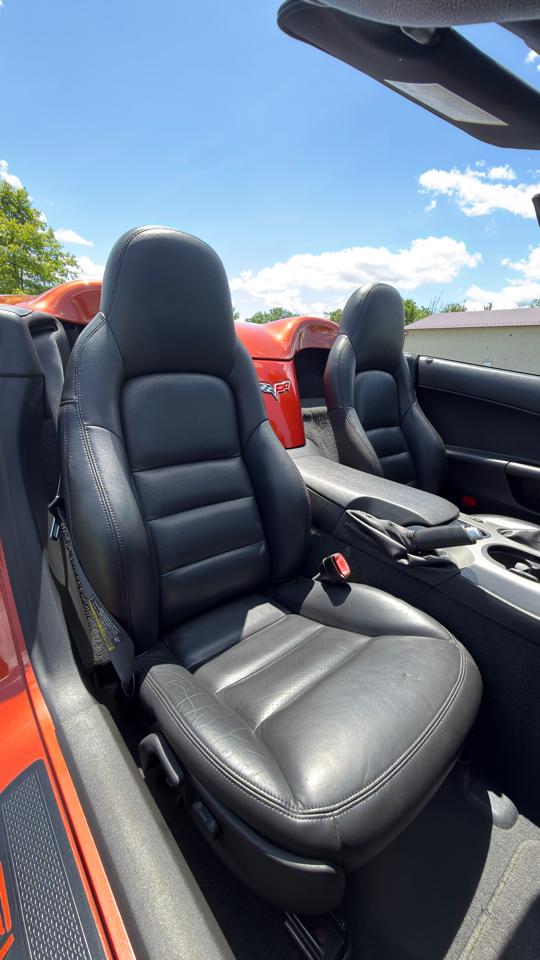 Chevrolet Corvette 2dr Convertible 2005