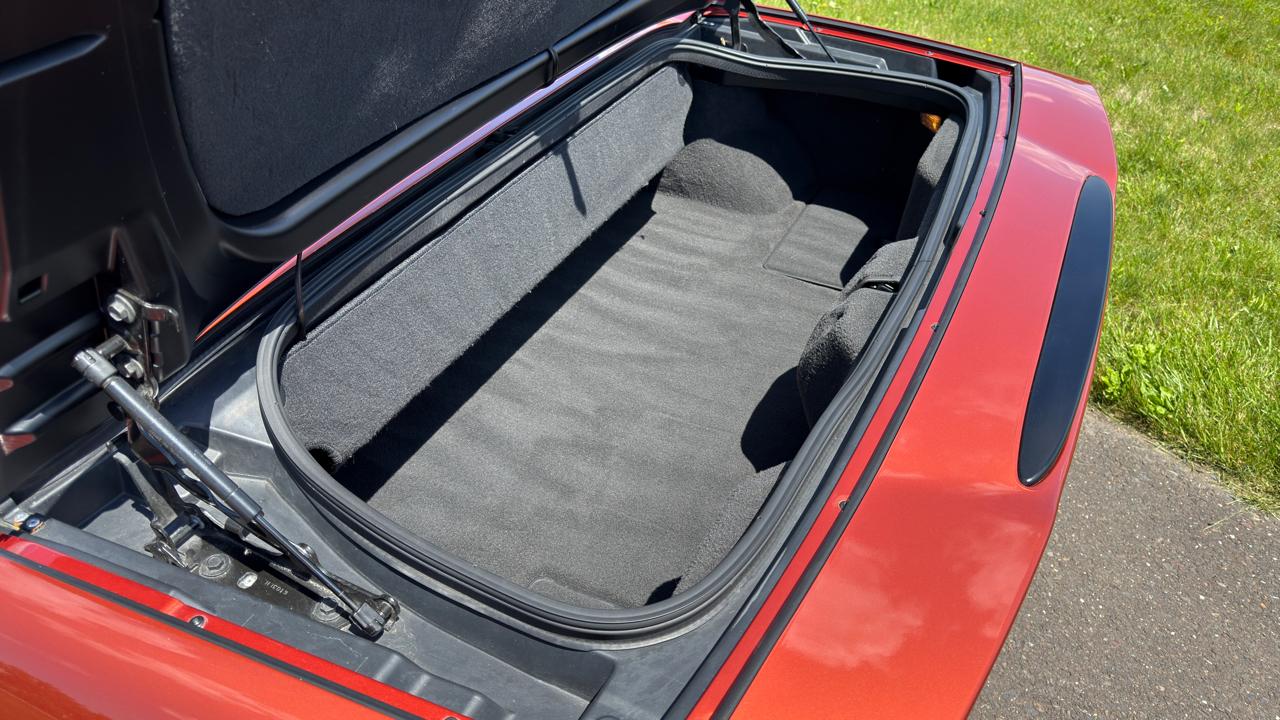 Chevrolet Corvette 2dr Convertible 2005