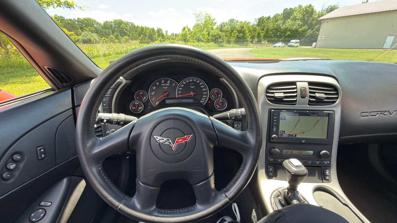 Chevrolet Corvette 2dr Convertible 2005