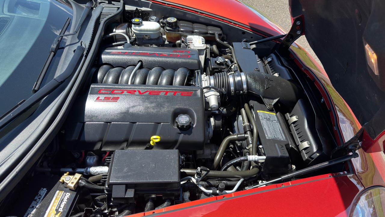 Chevrolet Corvette 2dr Convertible 2005