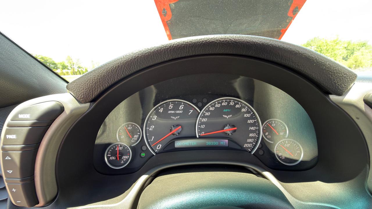 Chevrolet Corvette 2dr Convertible 2005