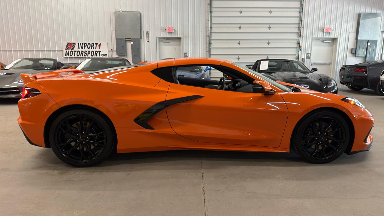 Chevrolet Corvette 2dr Stingray Cpe w/2LT 2023