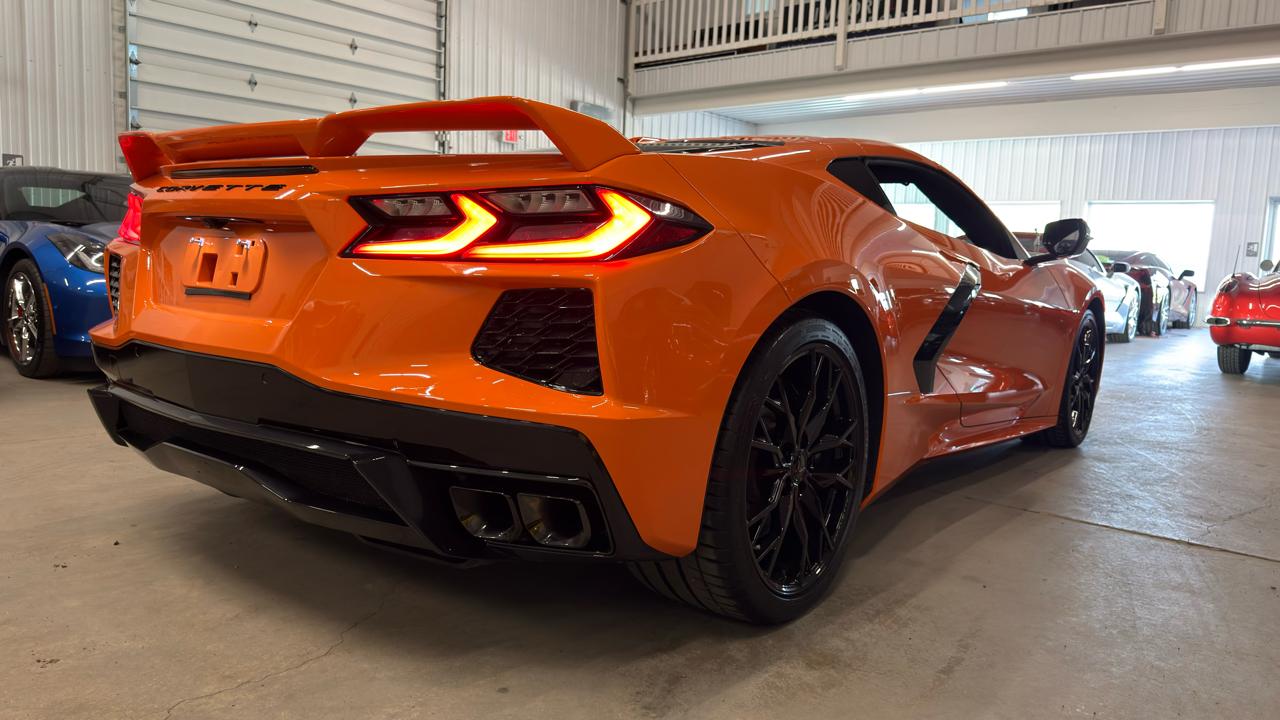 Chevrolet Corvette 2dr Stingray Cpe w/2LT 2023