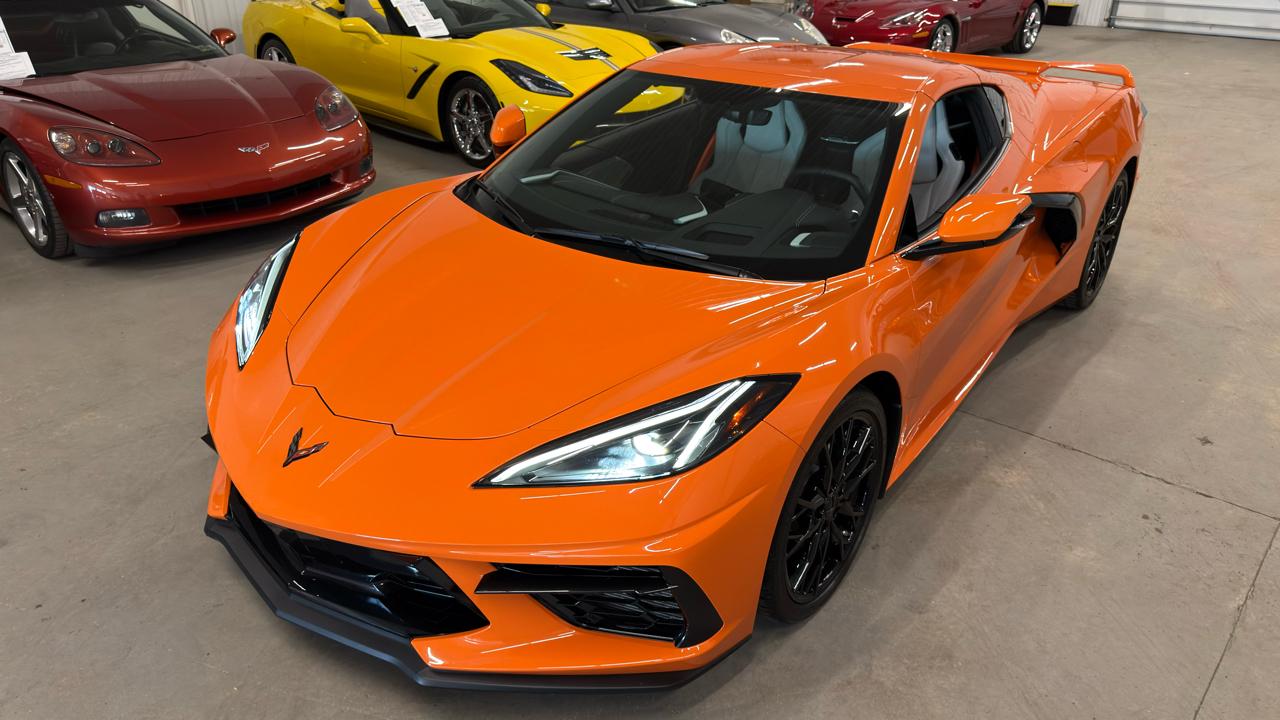 Chevrolet Corvette 2dr Stingray Cpe w/2LT 2023