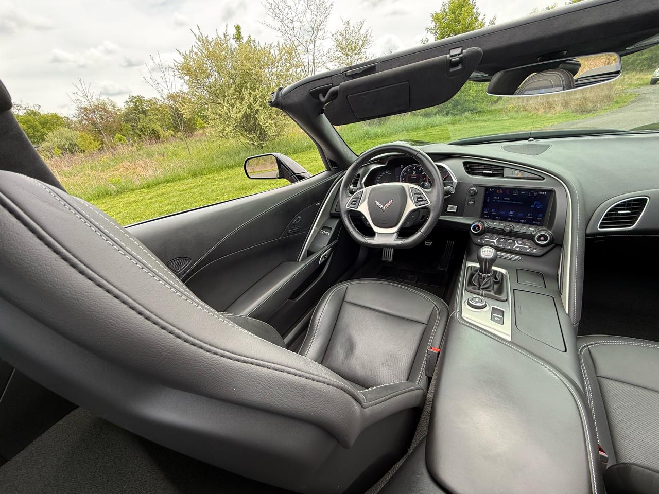 Chevrolet Corvette 2dr Stingray Cpe w/3LT 2016