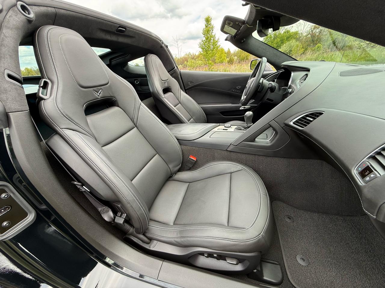 Chevrolet Corvette 2dr Stingray Cpe w/3LT 2016